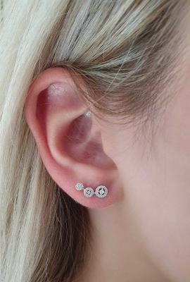 Absolute 3 Stone Graduating Crawler Earring - Sterling Silver 