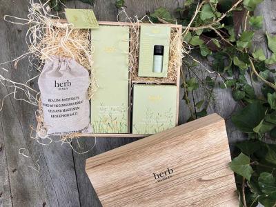 Irish Botanicals Peppermint, Eucalyptus & Lime Gift Set